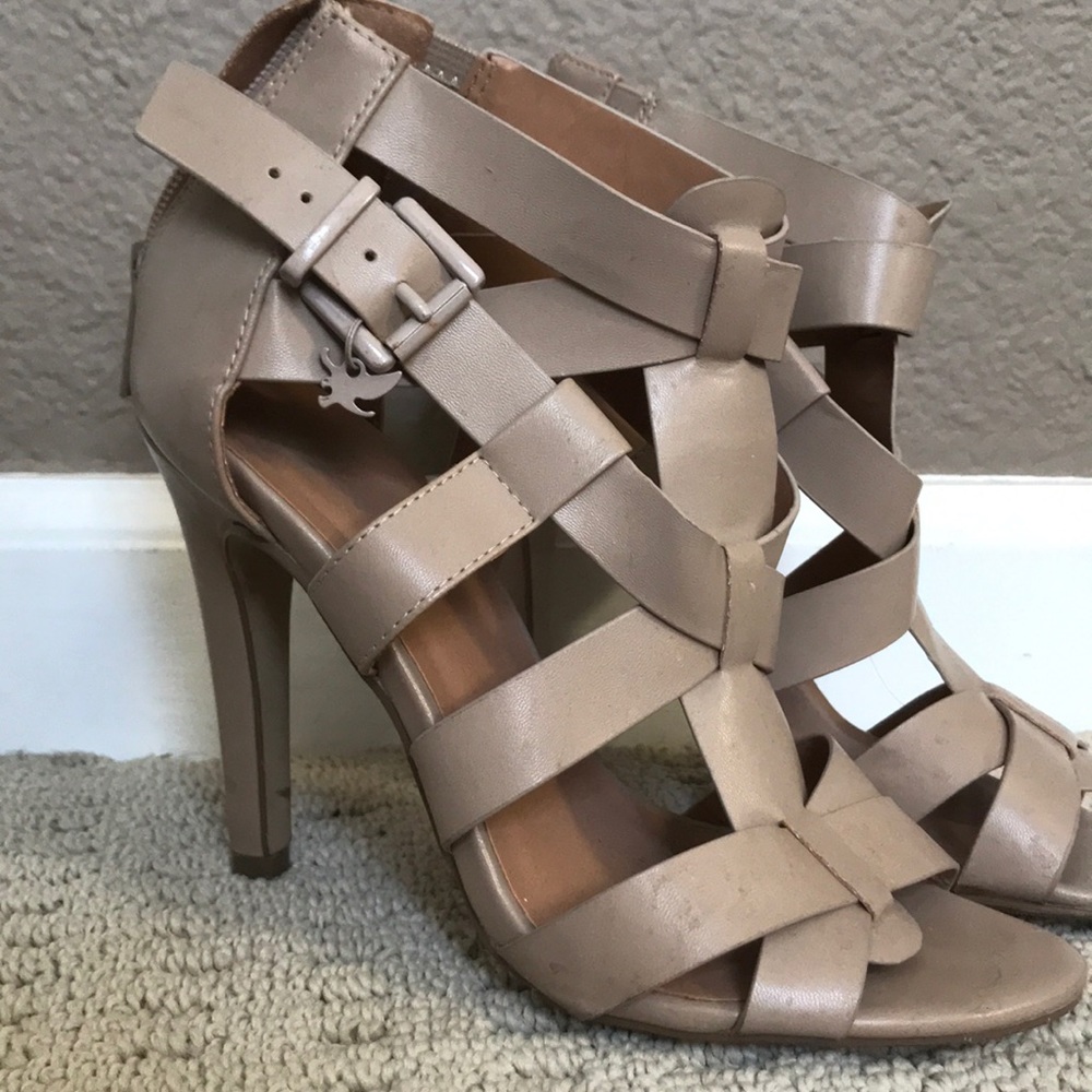 Heels - Picture 2 of 2